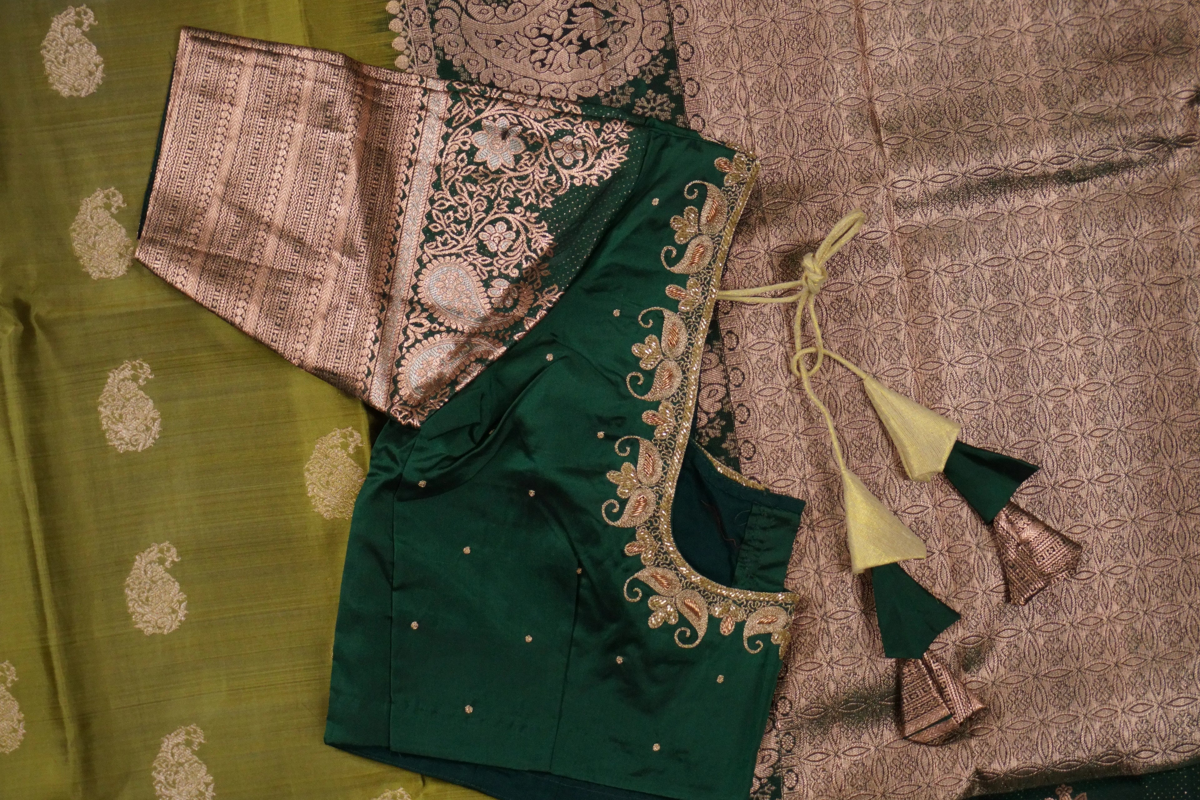 Vruksha - Olive and Green